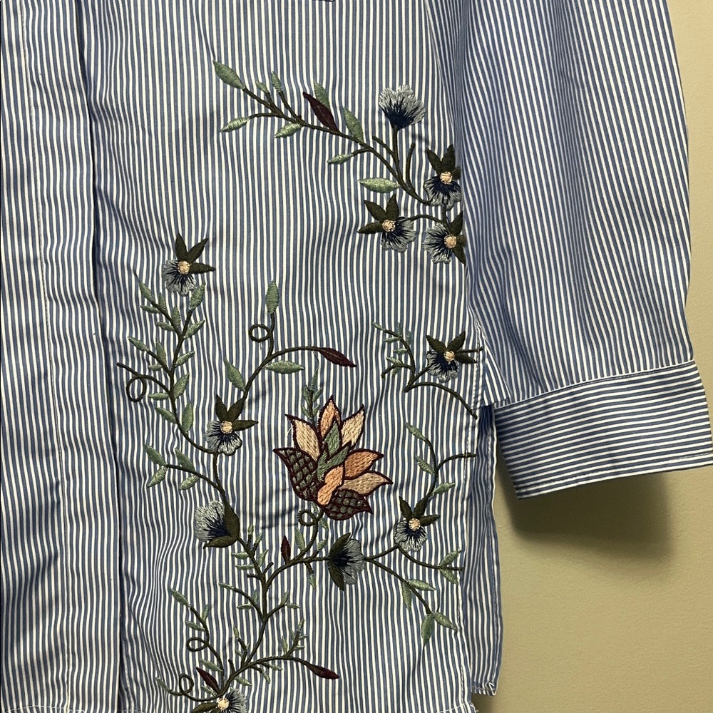Zara Striped Button Down Shirt - Picture 2 of 5